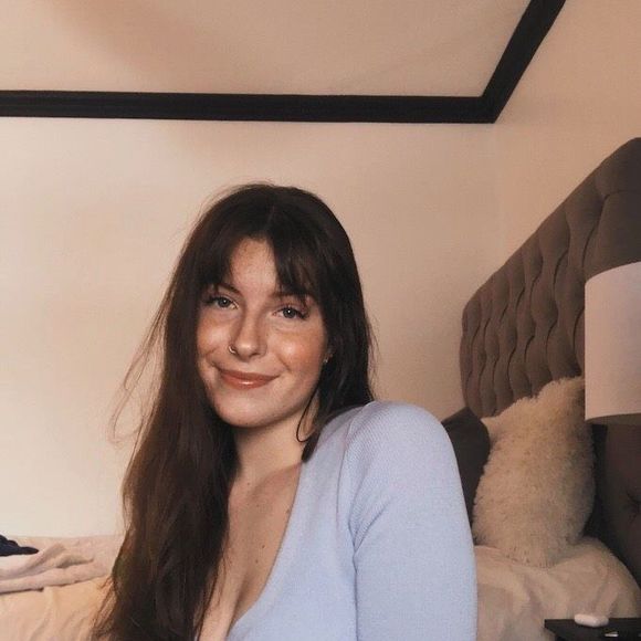 Meet your Posher, Sarah - Picture 1 of 1